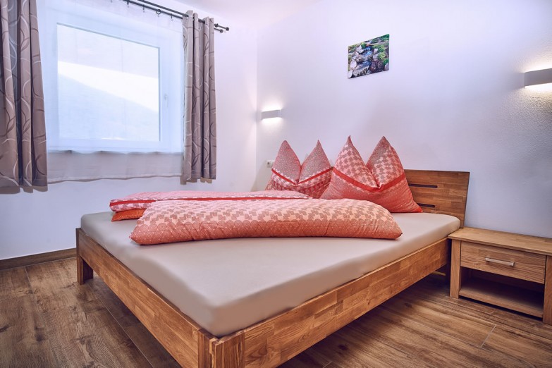 Schlafzimmer im Appartement Lackenkogel
