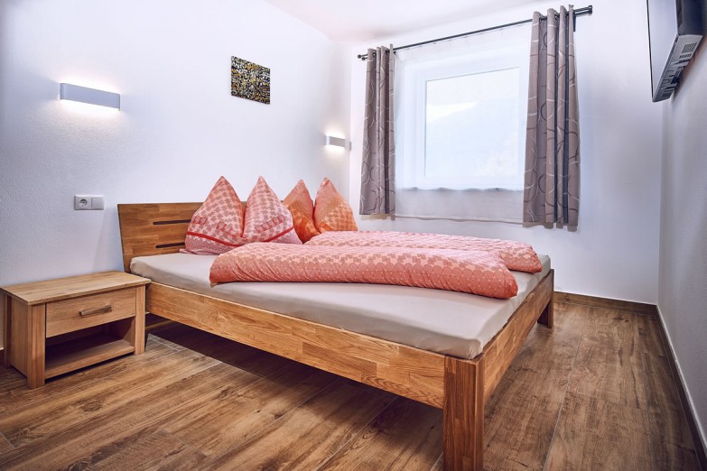 Schlafzimmer im Appartement Lackenkogel