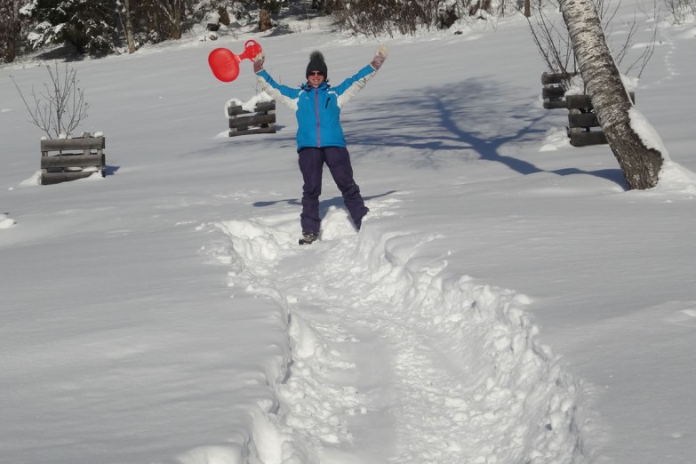 Rodelbahn direkt neben dem Haus